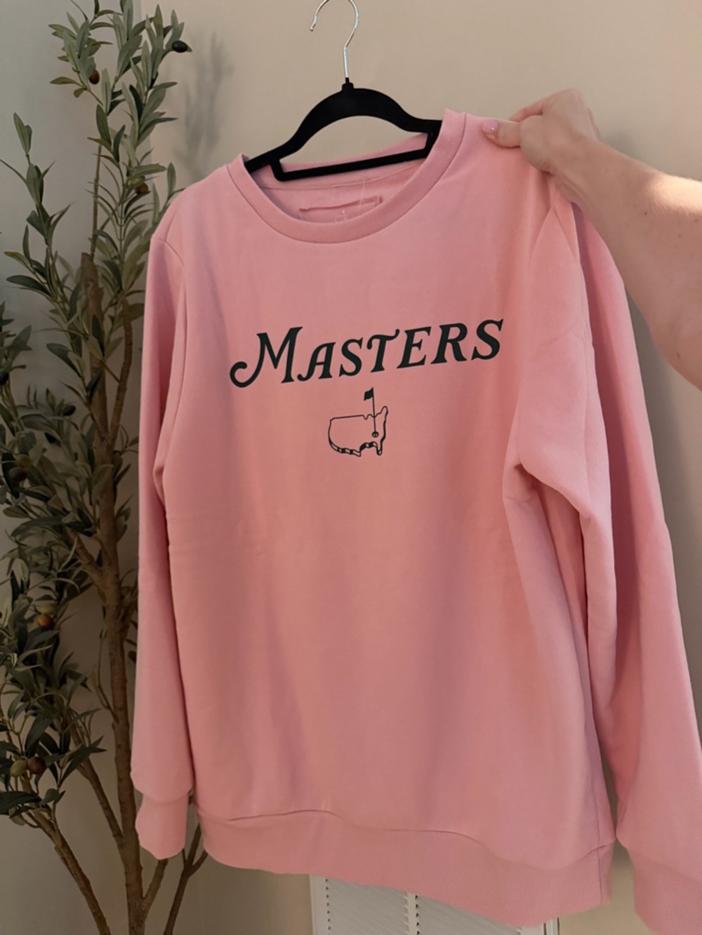 Masters Pink Logo Crewneck Sweatshirt medium NWT